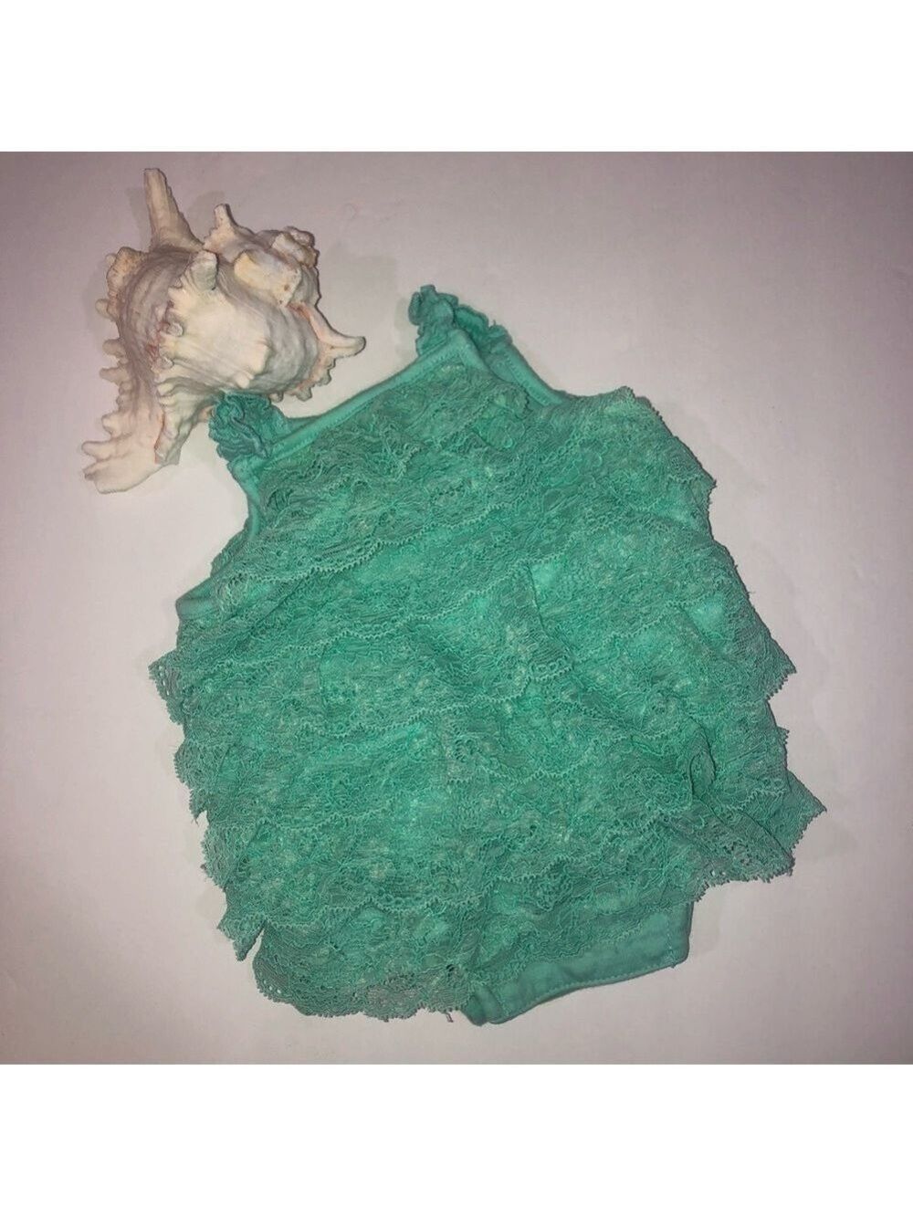 𝅺5 for $10 Cherokee Ruffled Onesie Size Newborn